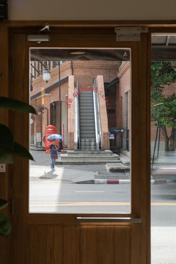 Bed Addict Hostel X Cafe Chiang Mai Exterior foto