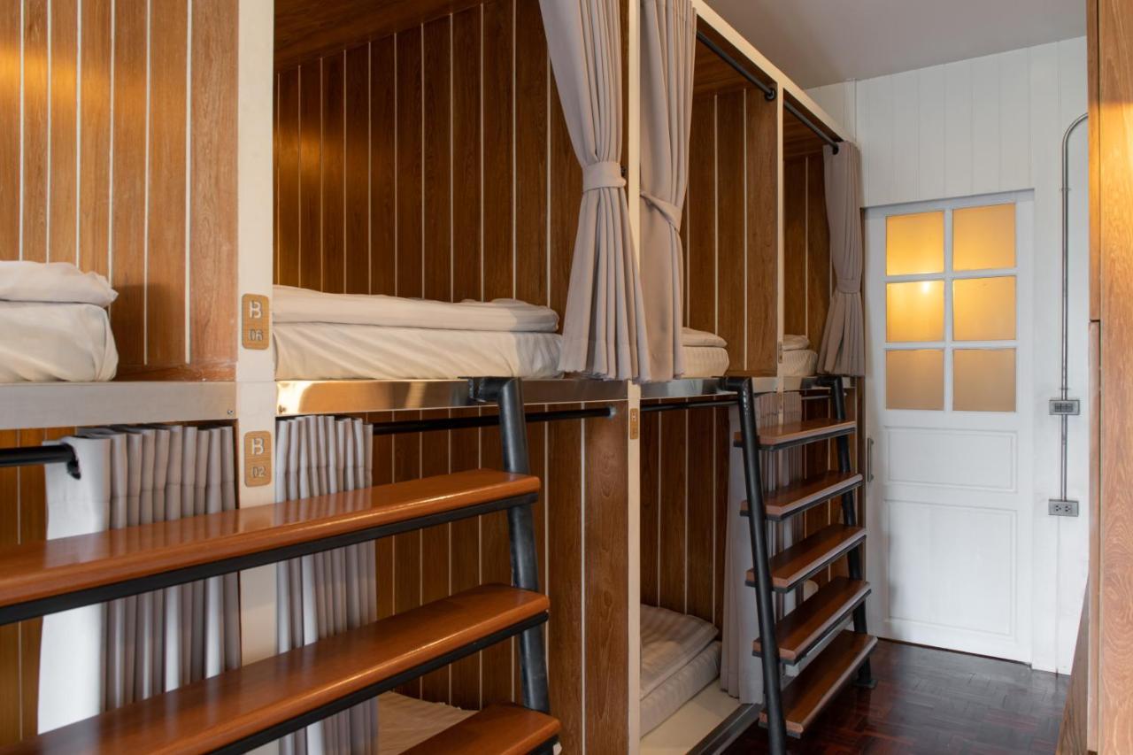 Bed Addict Hostel X Cafe Chiang Mai Exterior foto