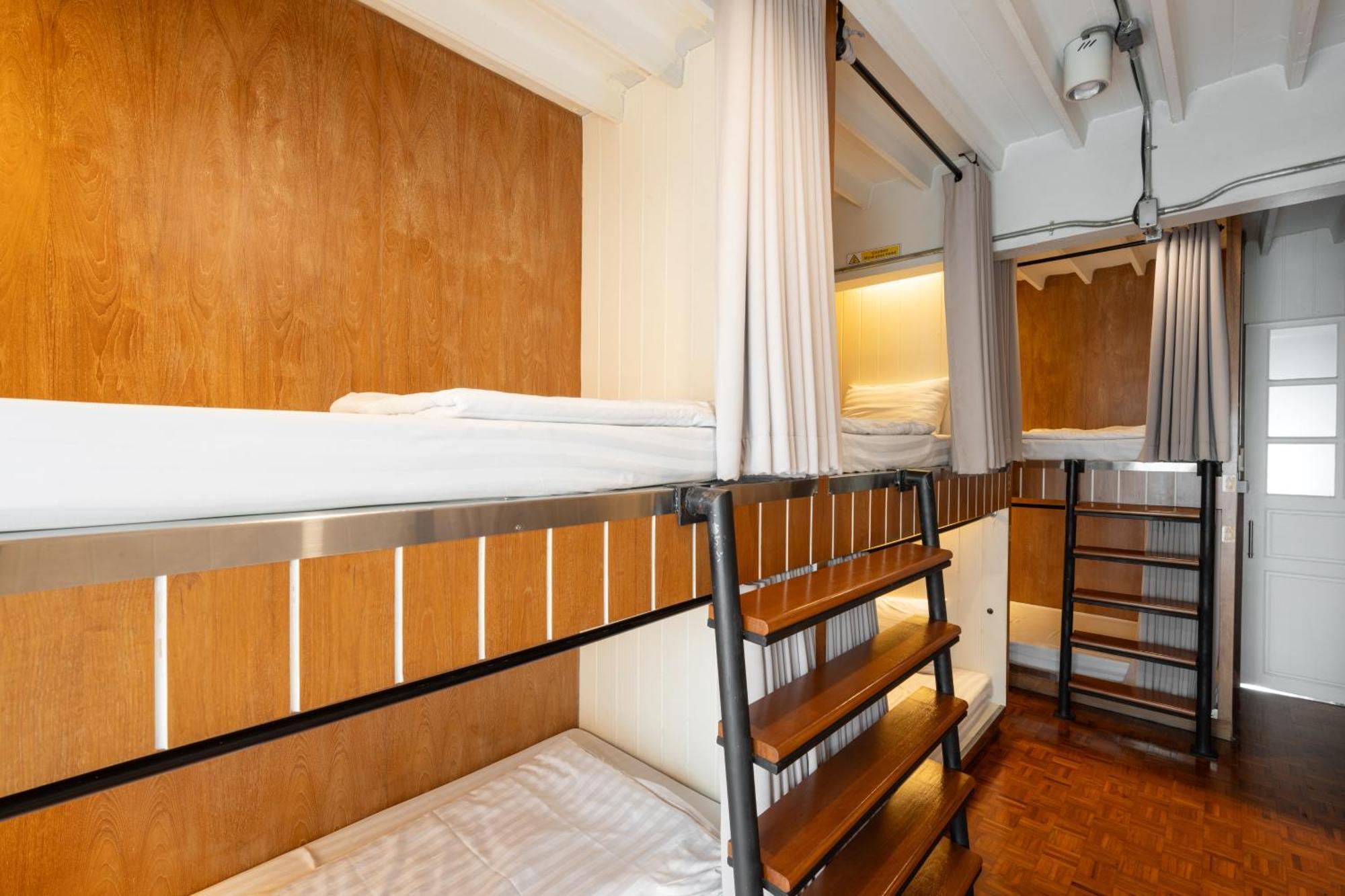 Bed Addict Hostel X Cafe Chiang Mai Exterior foto