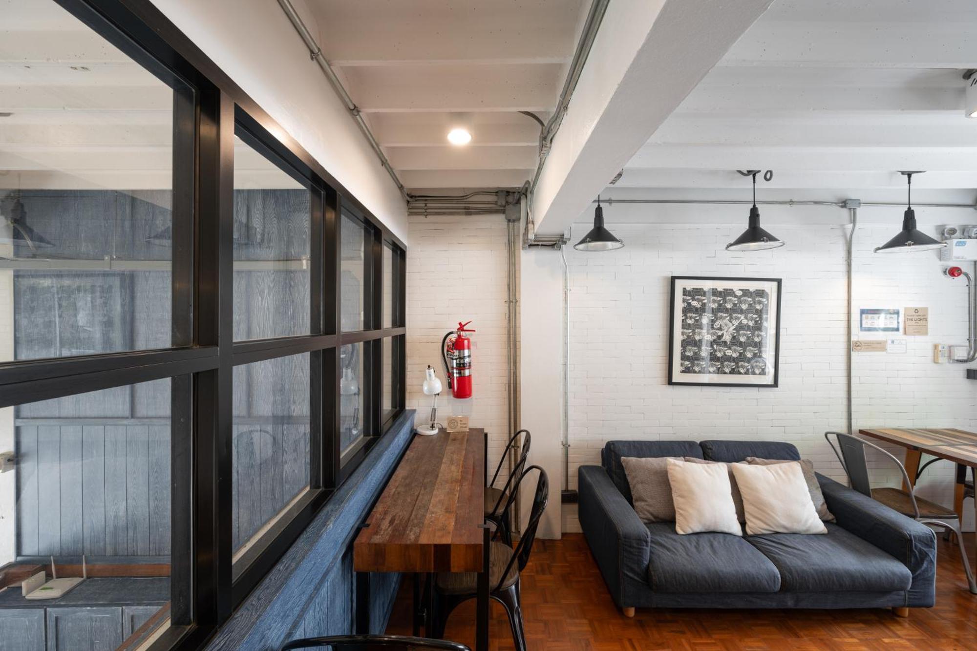 Bed Addict Hostel X Cafe Chiang Mai Exterior foto