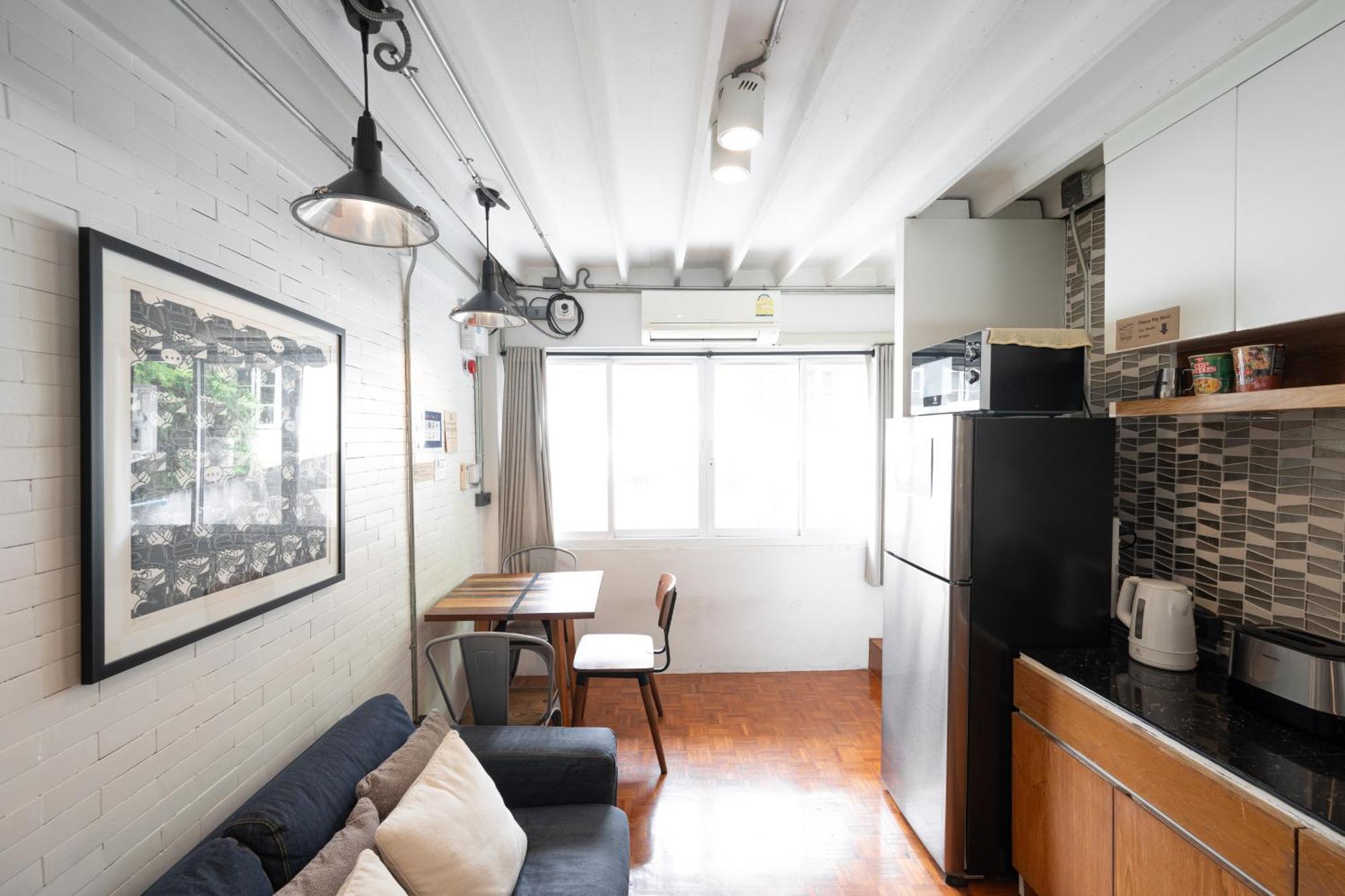Bed Addict Hostel X Cafe Chiang Mai Exterior foto