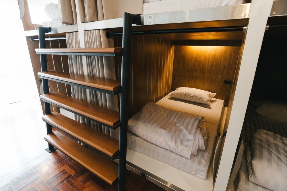 Bed Addict Hostel X Cafe Chiang Mai Exterior foto